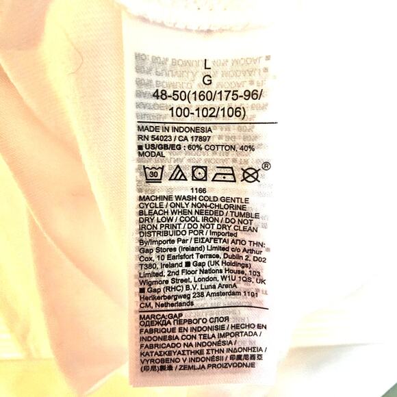 Gap Factory Women's White 4th of July Red & Blue Favorite T-Shirt - Picture 5 of 5